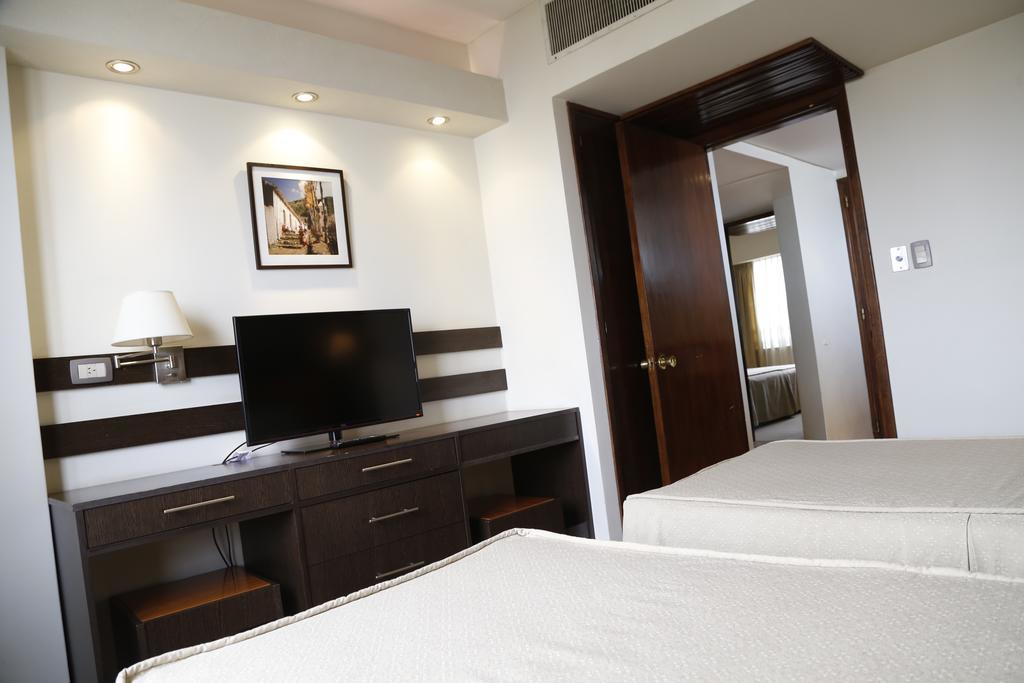 Hotel Corregidor 라플라타 외부 사진