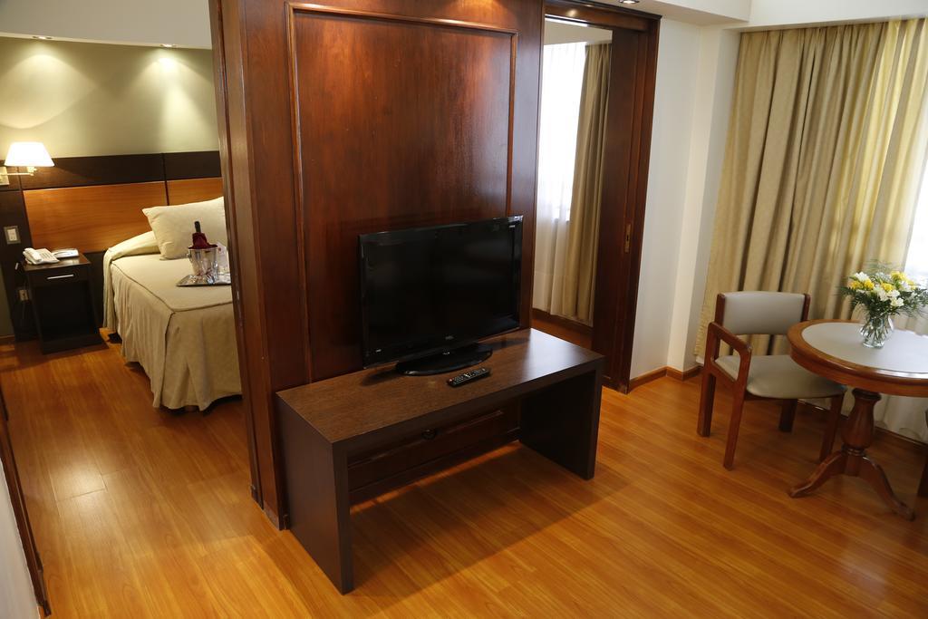 Hotel Corregidor 라플라타 외부 사진